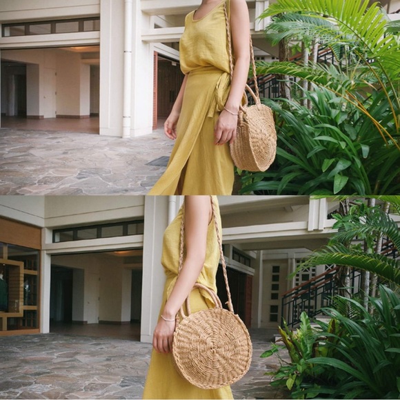 Adorable straw bag! Perfect for vacation! - Picture 8 of 9